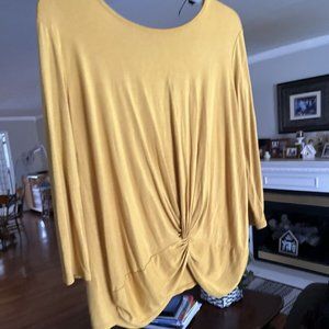 Women’s ADARA 1/4 Length sleeves Shirt ,blouse, top size S Stretchy For Med
